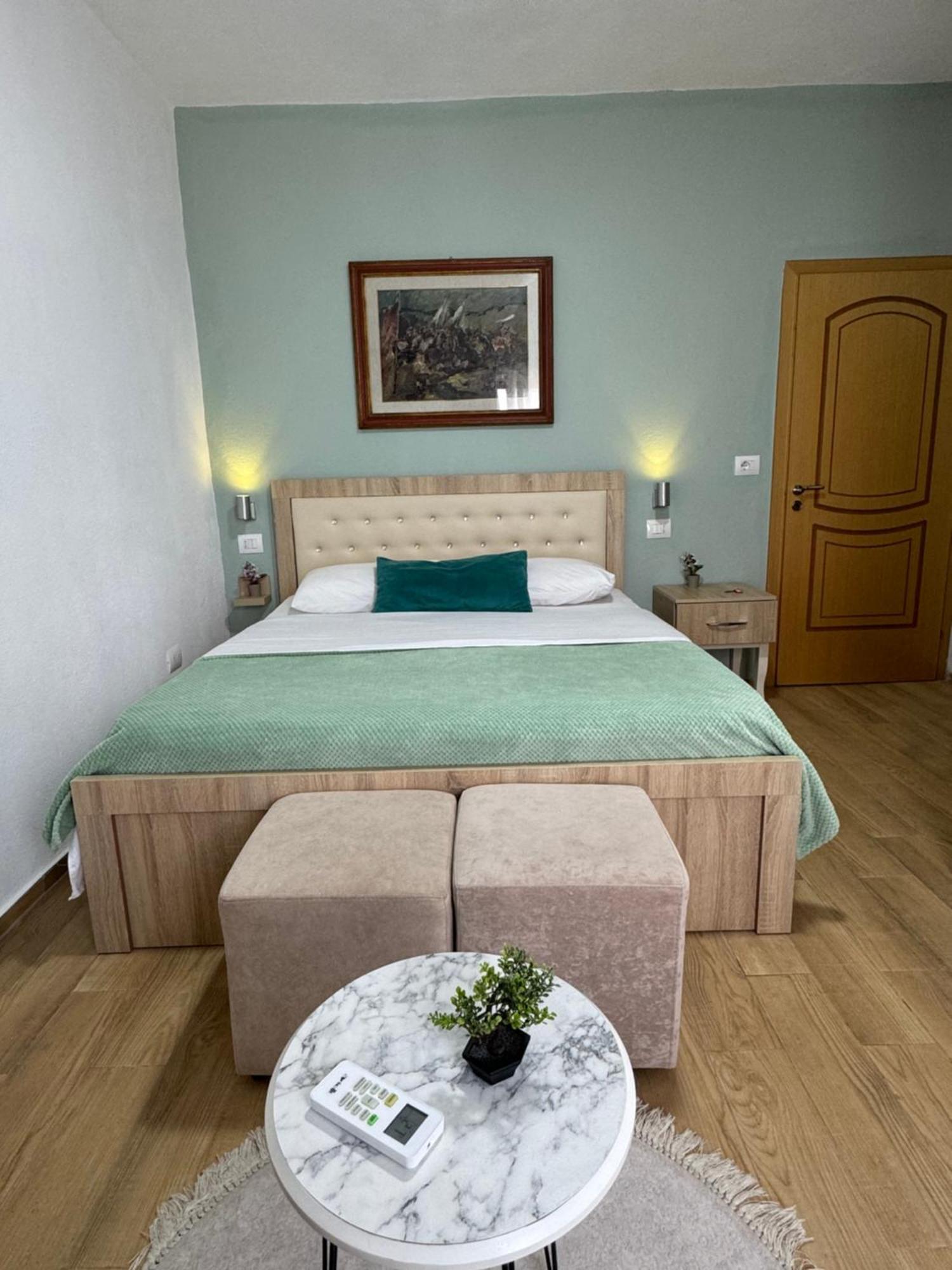 Bella Vista Bed & Breakfast Shkoder Exterior photo